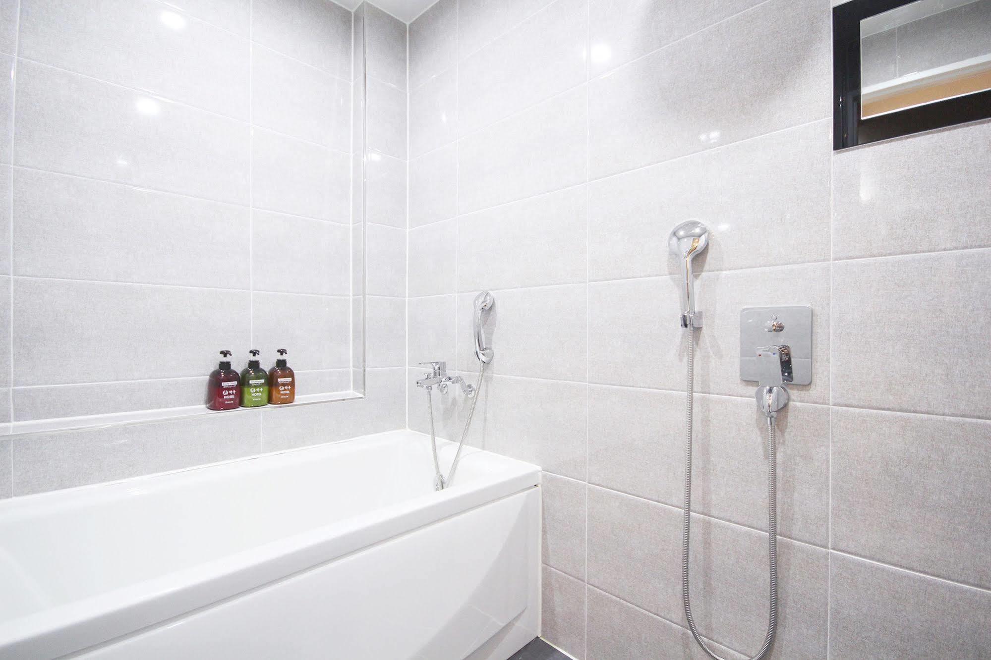 Haru Hotel Gimhae Zewnętrze zdjęcie